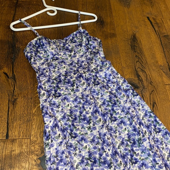 Flowered midi dress - Picture 5 of 6